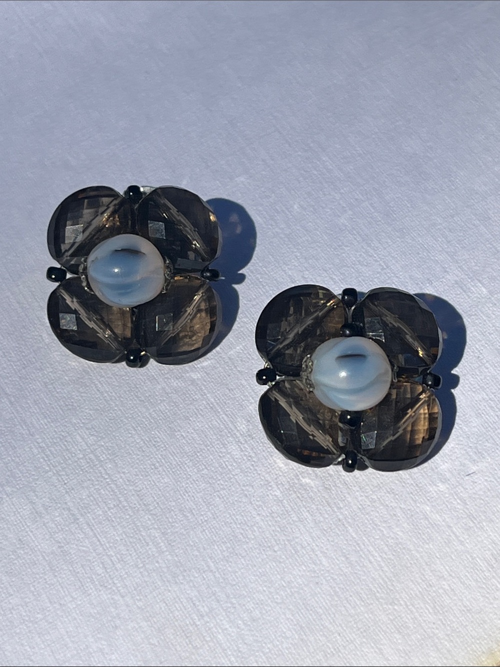 Smoky Floral Pearl clip on Earrings
